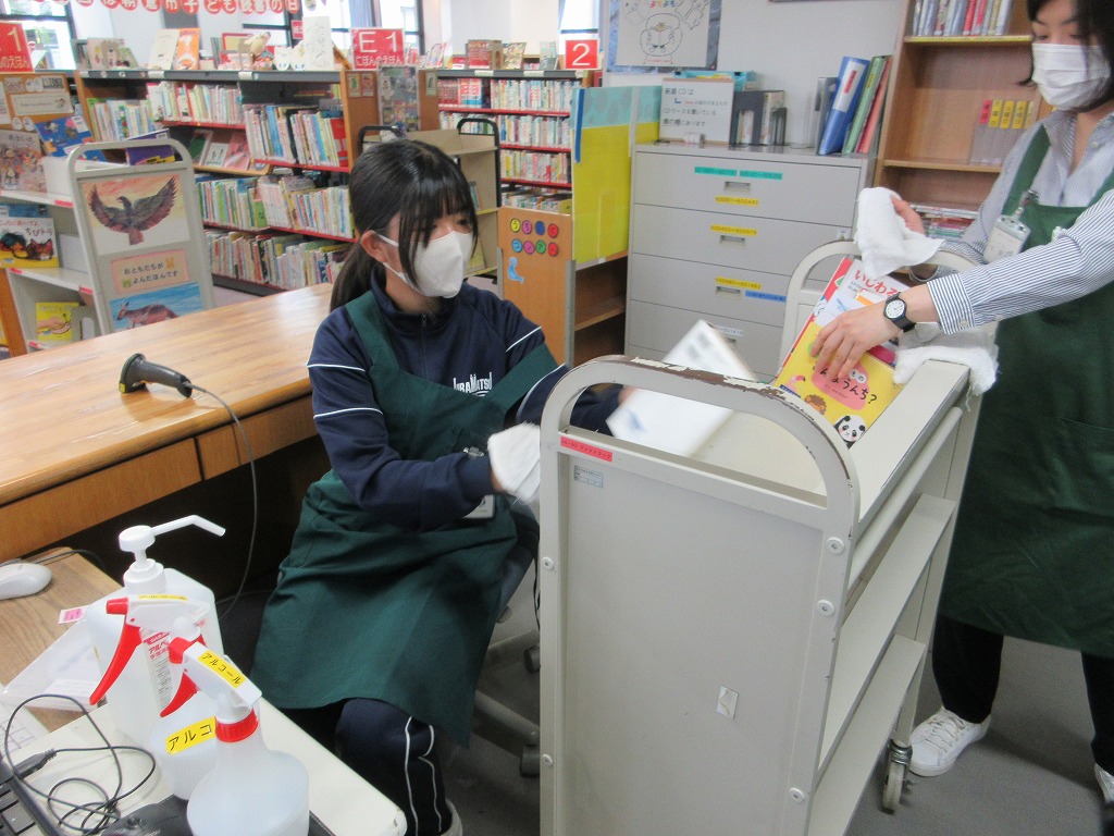 朝倉市図書館