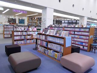 朝倉市図書館